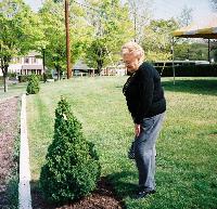 Mrs. Harriett Mays, Arbor Day 2010. Photo C. Palmer