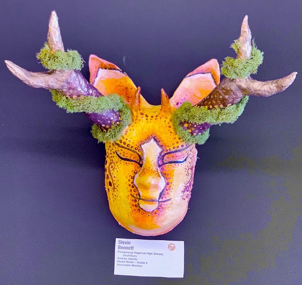 Woodland Vejigante By: Stevie Bennett Pomperaug High School Crafts