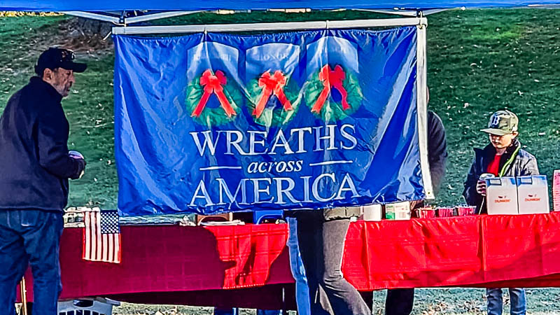 wreaths across america day