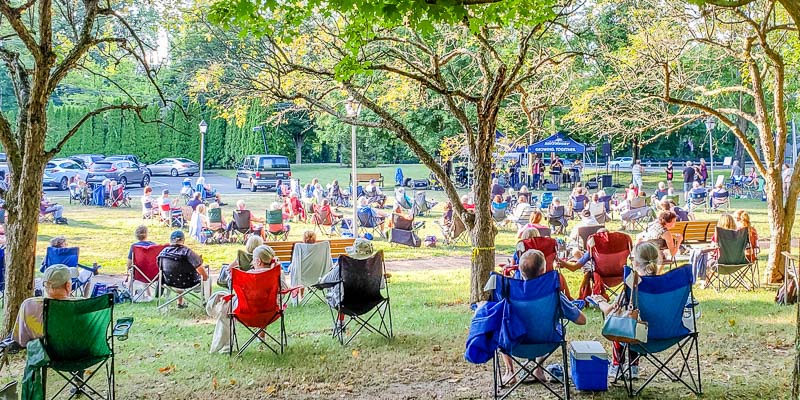 concert at town hall green